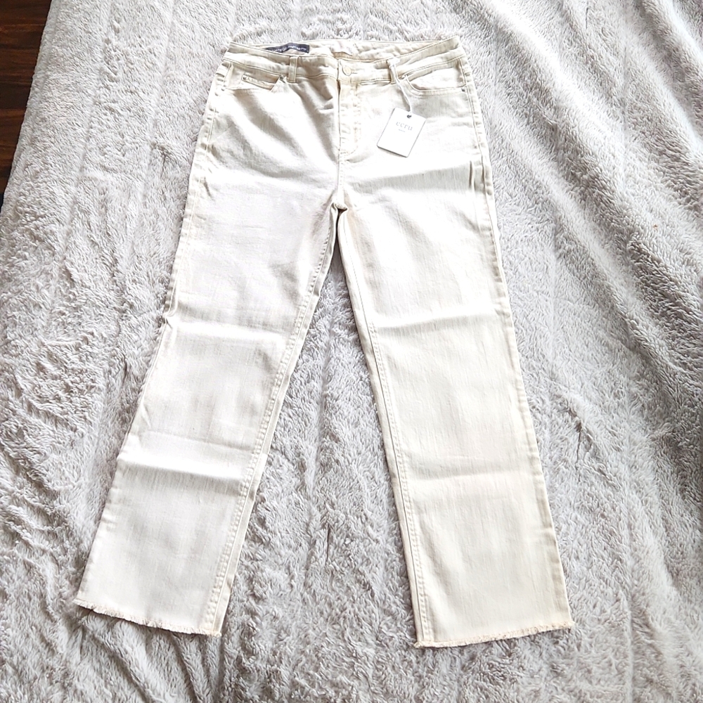 ECRU DENIM JEANS SIZE 27 NWT STRAIGHT LEG CROP BEIGE